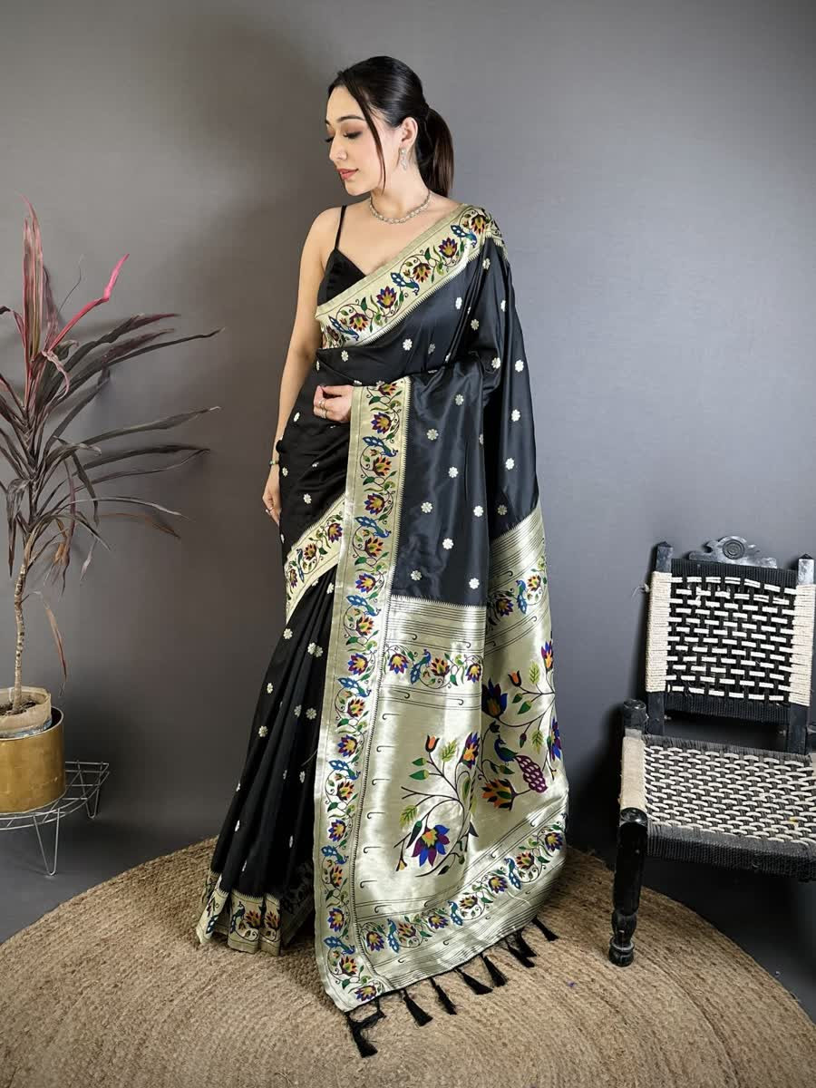 Soft Silk Weaving Mayur Paithani saree