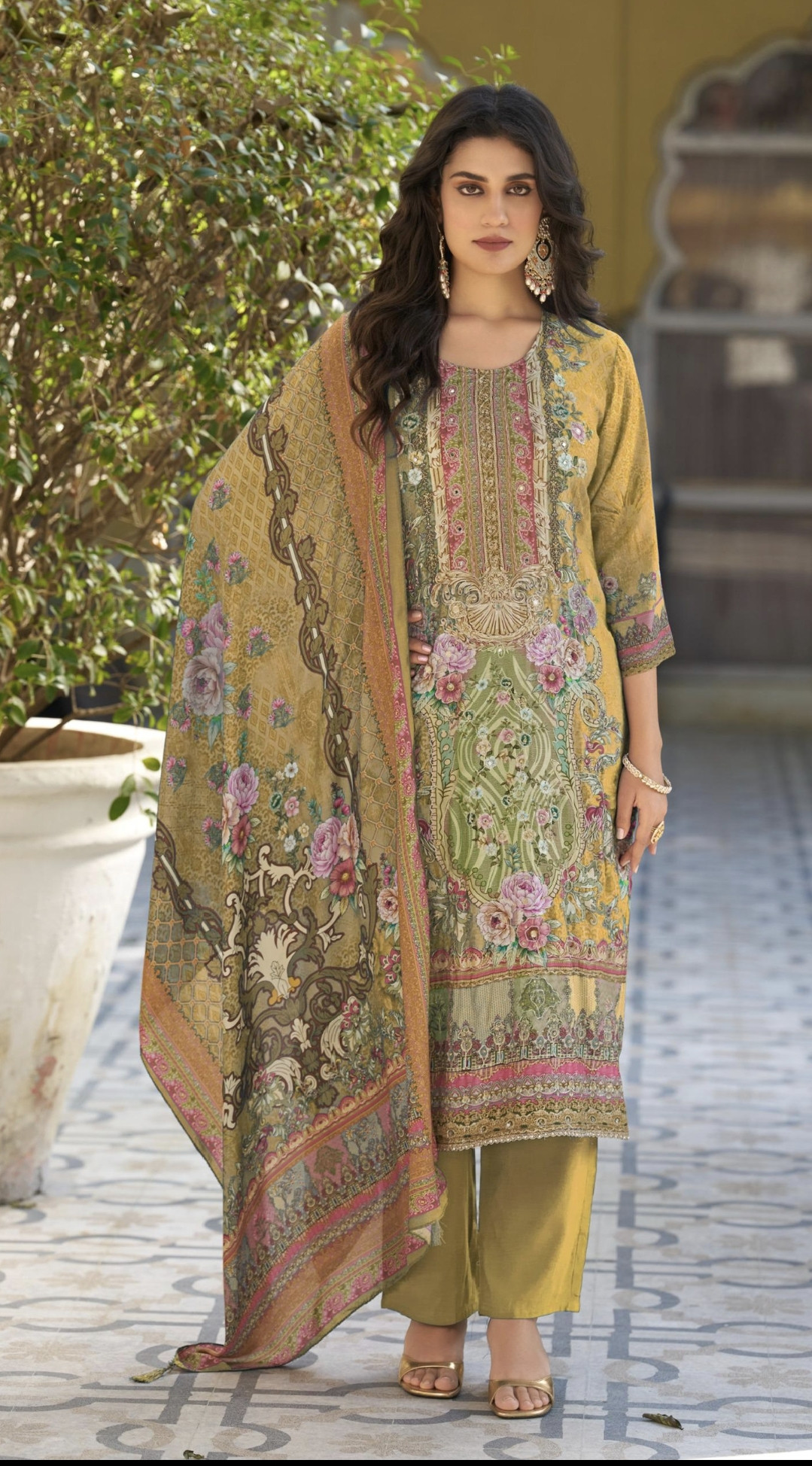 WOMEN'S UNSTITCHED TOP BOTTOM AND DUPATTA SET