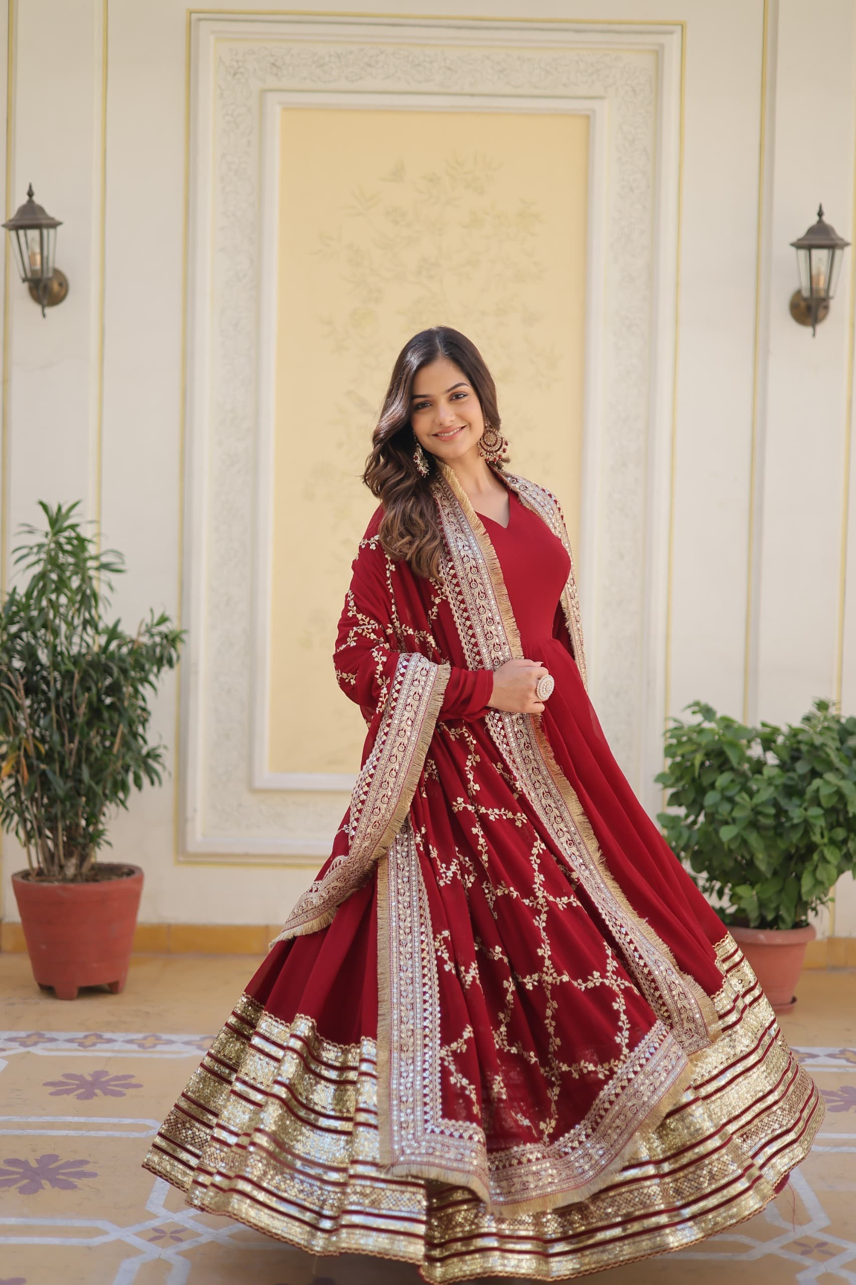 WOMEN READYMADE GOWN