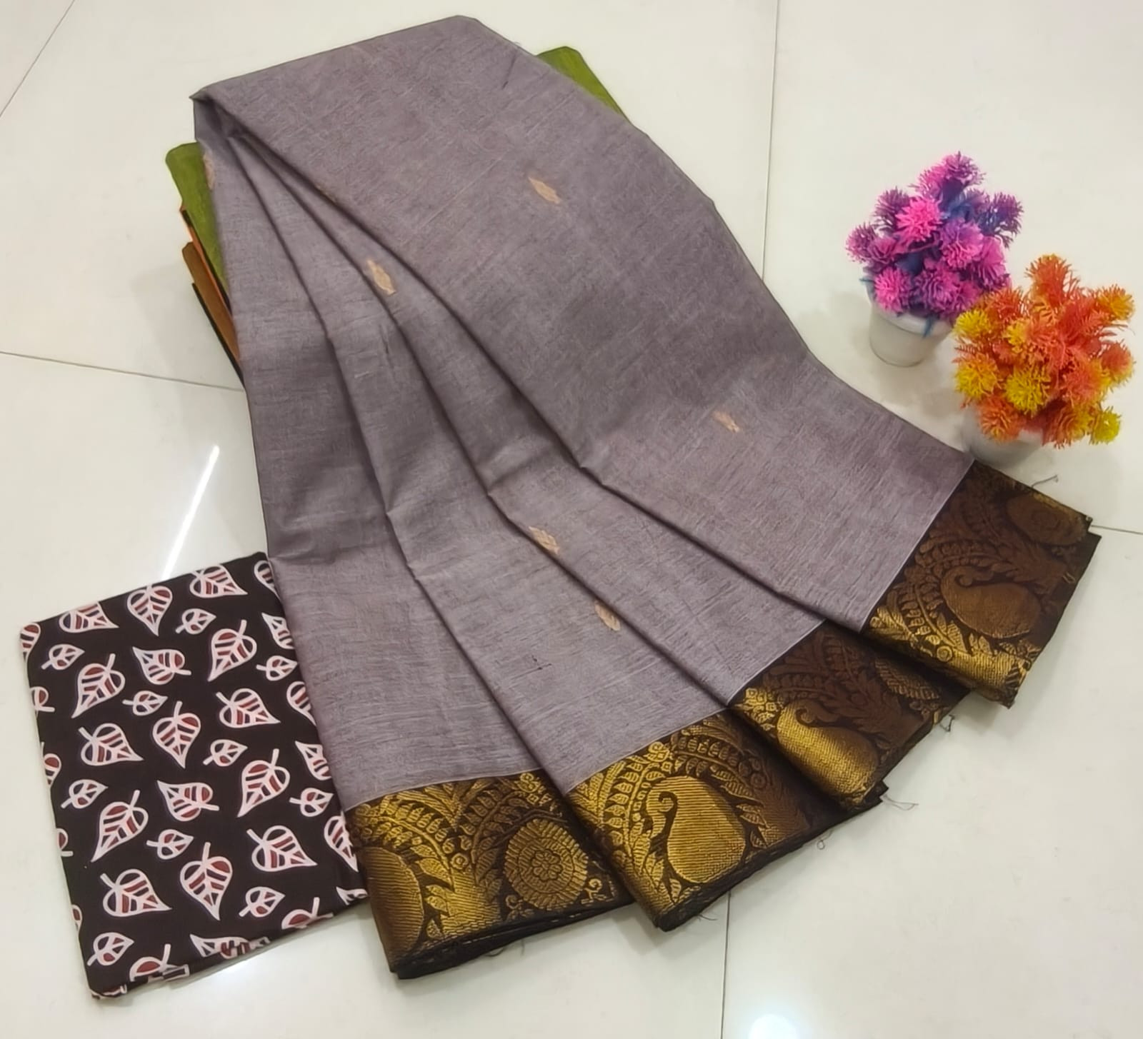 Handmade putta saree