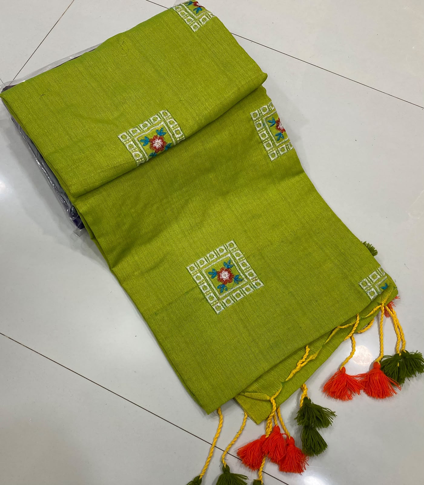 WOMEN'S KHADI COTTON SAREE