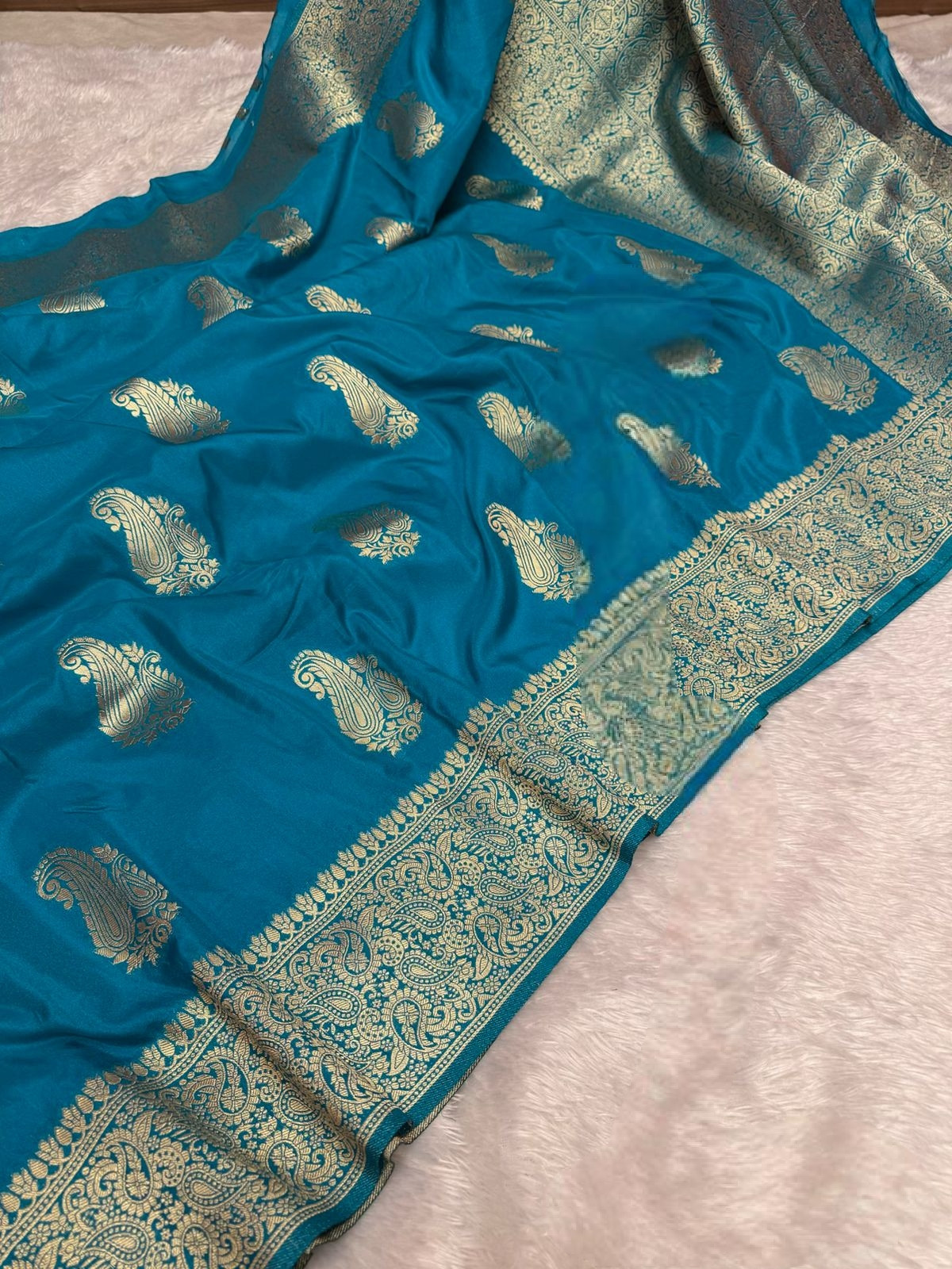 Banarsi silk saree