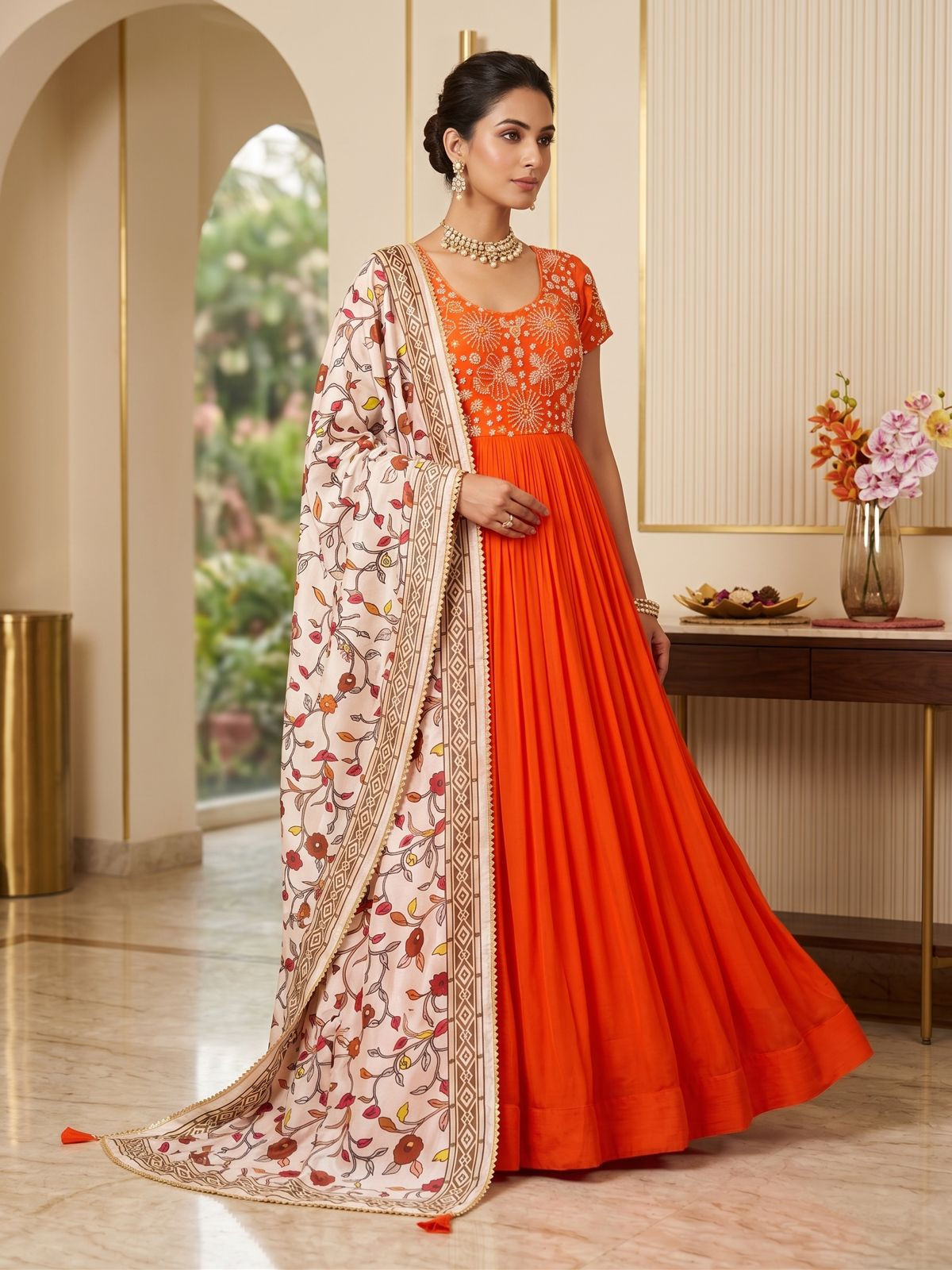 Gown set