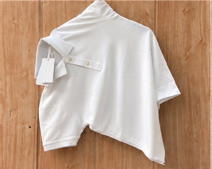 COLLAR TSHIRT